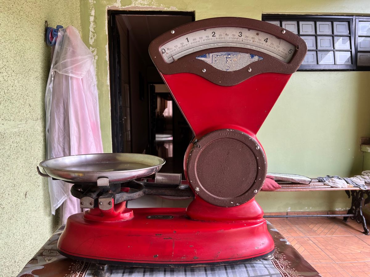 Balança Filizola Vermelha Antiga de 50kg | Produto Vintage e Retro ...