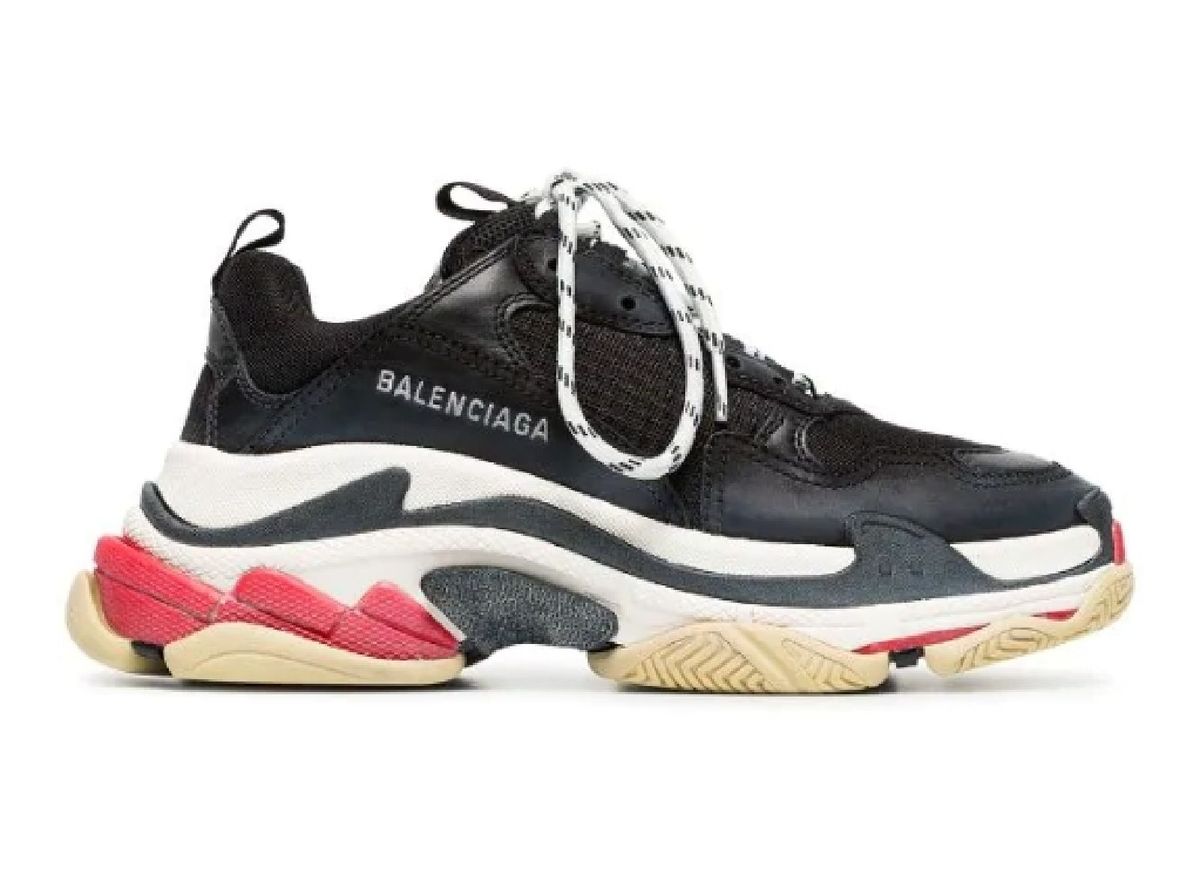 balenciaga triple s preto