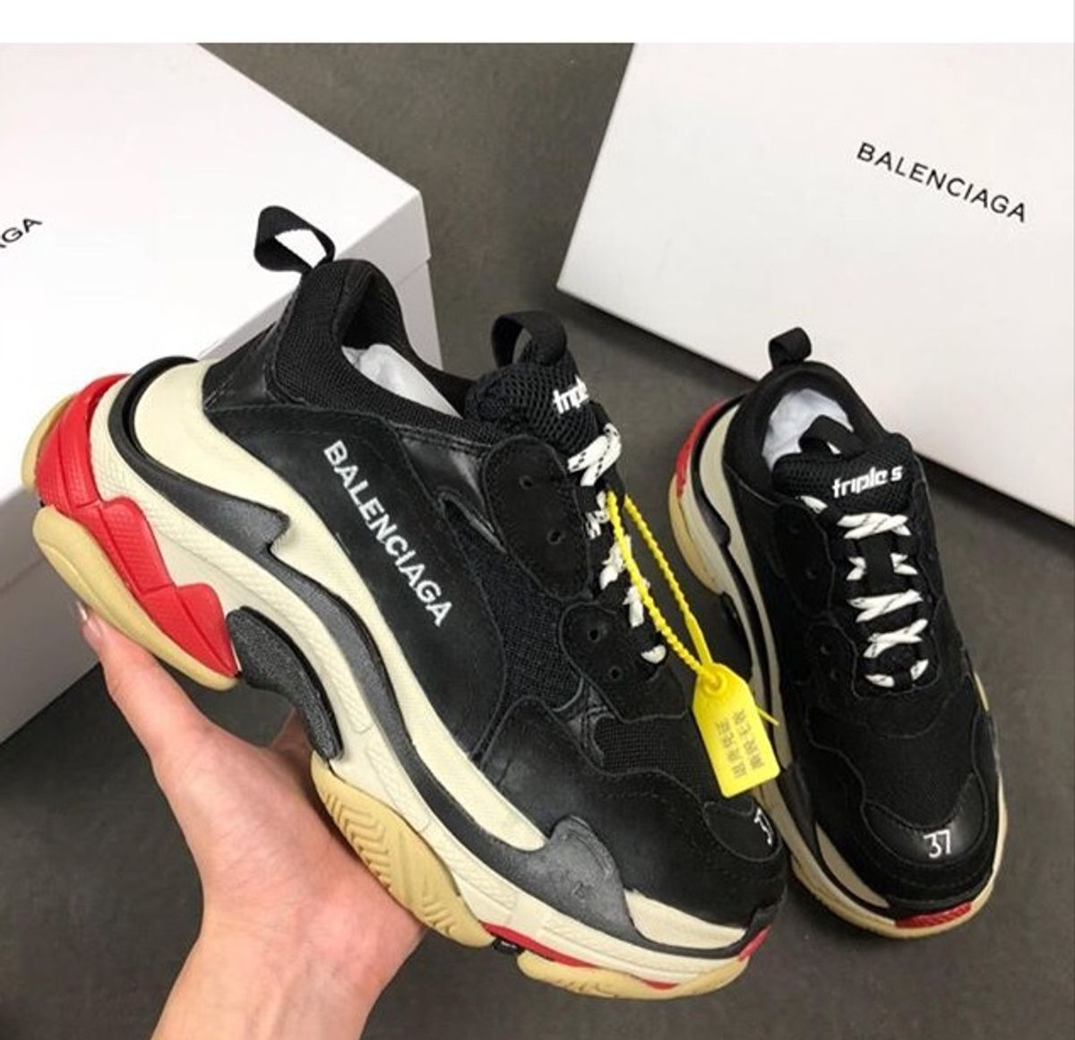 tenis balenciaga usado