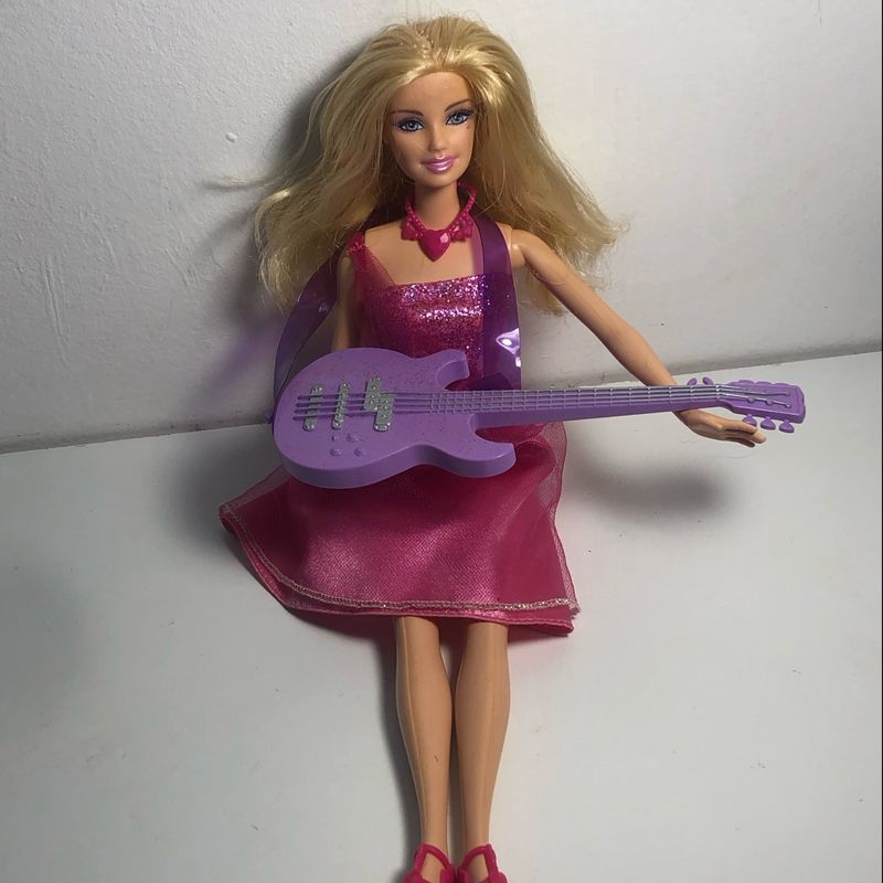 Chegou no MercadoLivre Boneca Barbie Princesa Pop Star Tori Canta Em  Português - Taffy Shop
