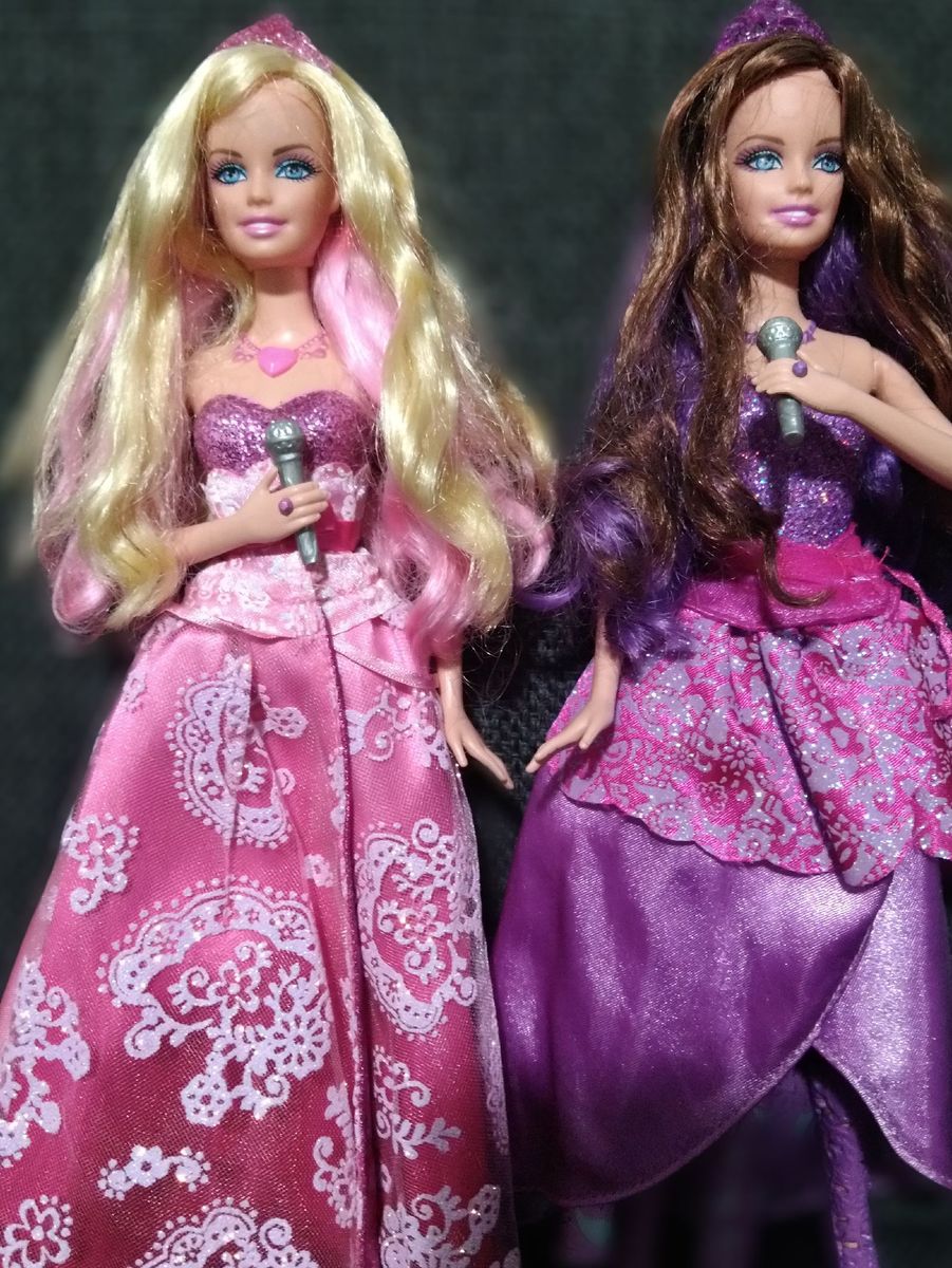 Barbie a Princesa e a Pop Star Keira 2 em 1 Rosa e Roxa