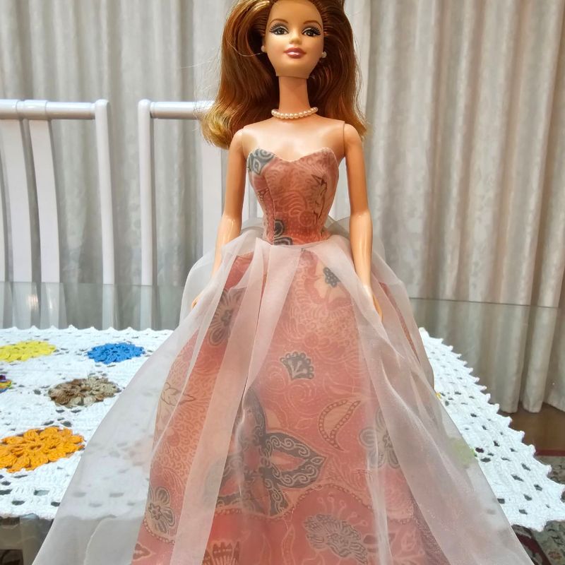 Batik princess barbie hotsell