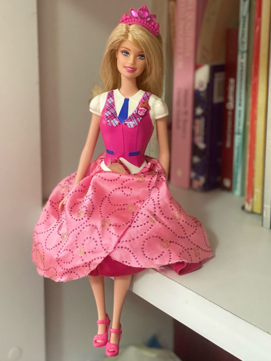 Barbie Escola De Princesas Blair - Artigos infantis - Santa Mônica,  Uberlândia 1252527876