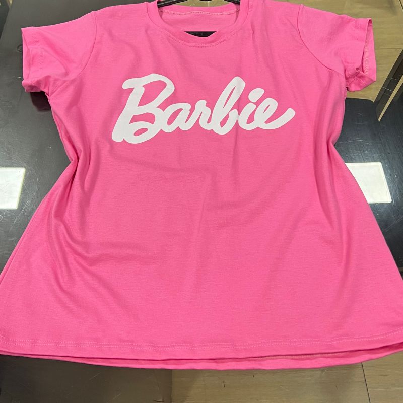 Barbie Camiseta Tamanho U Mas Cores Rosa Pink e Rosa Claro T Shirt Otimo Tecido Novissima Barbie Nunca Usado 88479660 enjoei