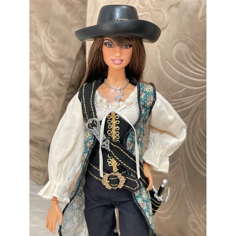 Barbie Collector Piratas do Caribe Brinquedo Barbie Collector Piratas Do Caribe Usado 93287766 enjoei