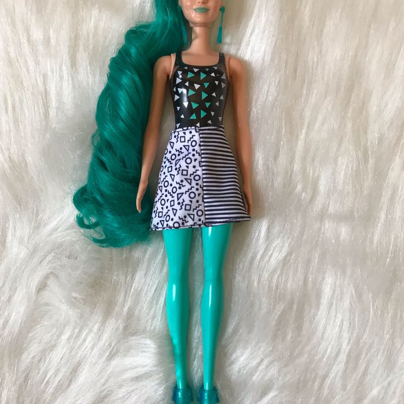 Barbie 2025 color verde