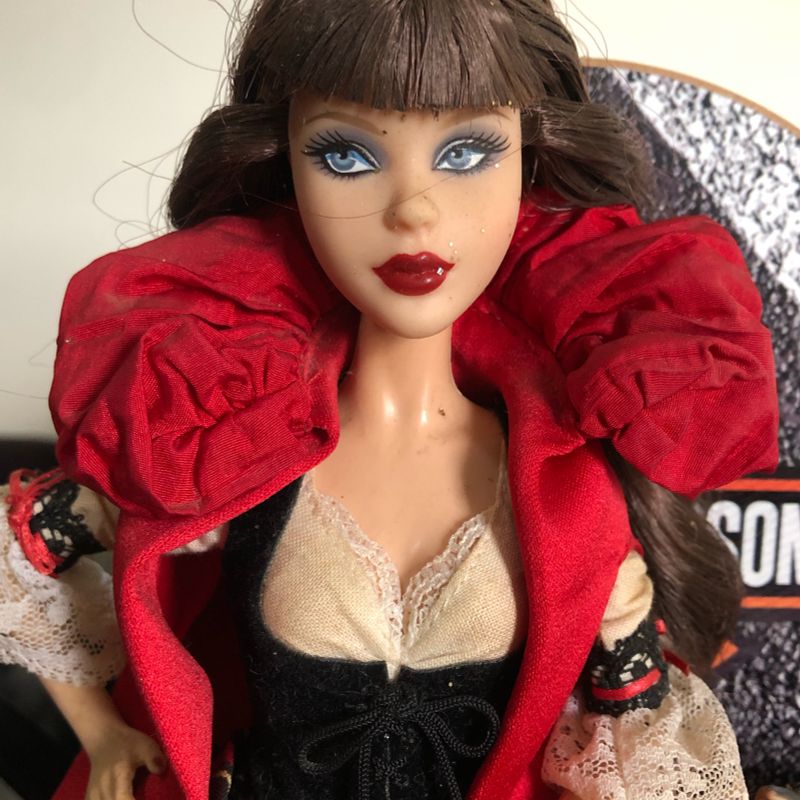 Roupa chapeuzinho vermelho p/ barbie no Shoptime