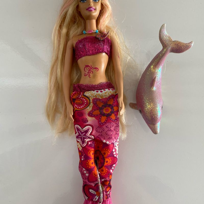 Jogo da barbie sereia com golfinho