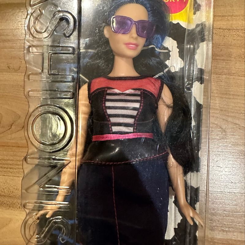 Barbie Fashionista 2015 Curvy Cabelo Azul Nova Brinquedo Mattel Nunca  Usado 107833770 enjoei