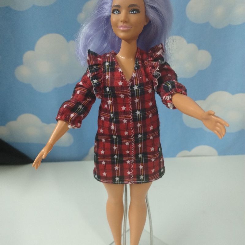 Boneca Barbie Fashionistas Curvy Plus Size Moderna Cabelo Lilás - Roupa  Fashion Vestido Xadrez Vermelho Botas E Bolsa De Cacto - Número 157 -  Mattel Brinquedos no Shoptime
