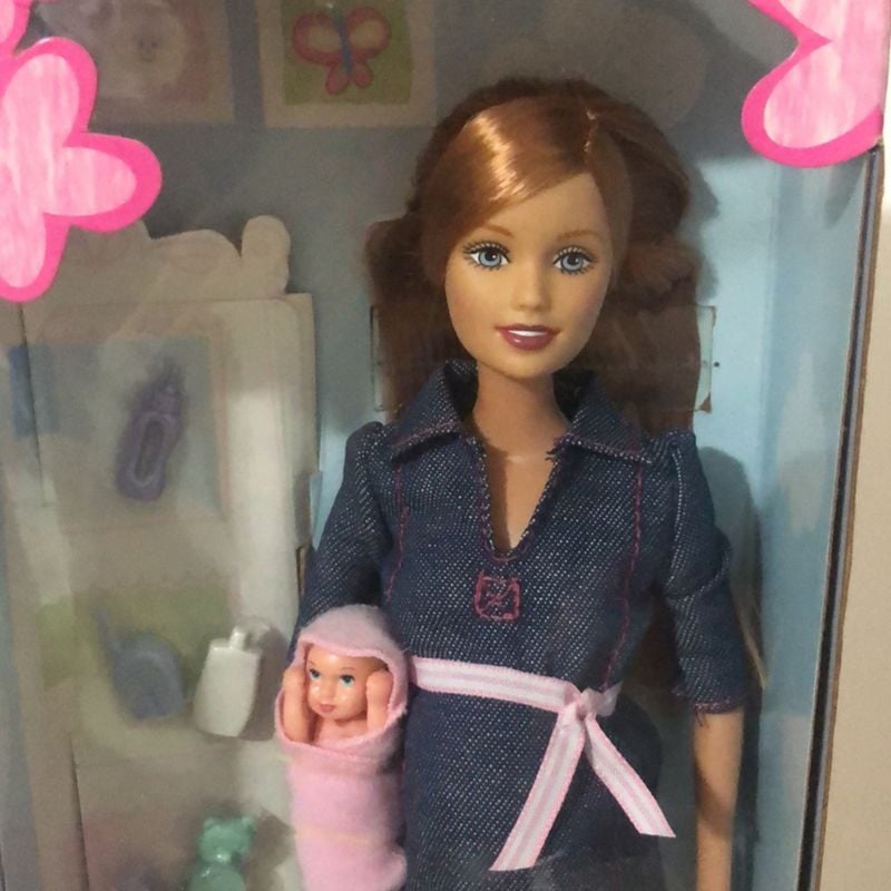 Pregnant Midge: a Barbie a grávida!