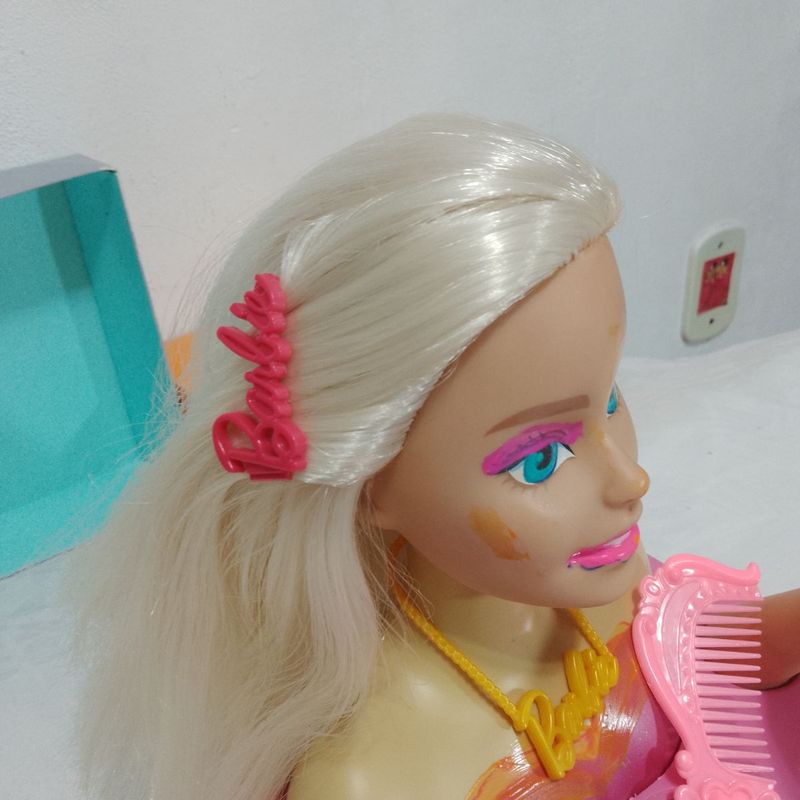 Kit De Bonecas Barbie Styling Hair Brincar De Cabeleireira