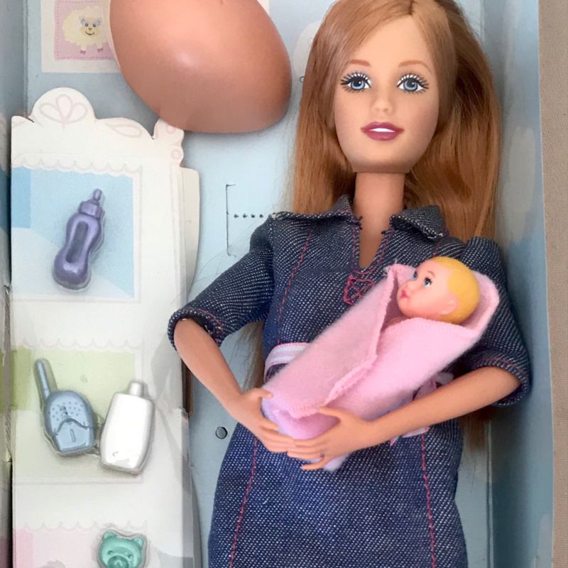 Pregnant Midge: a Barbie a grávida!