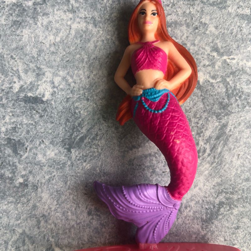 Dreamtopia rainbow hot sale lights mermaid doll