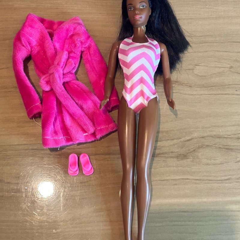 Bonecas Da Barbie Negra Usada