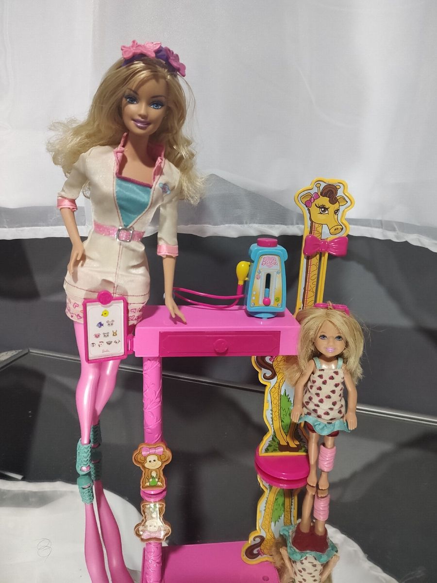 Barbie - Pediatra - Boneca Eu Quero Ser, EU QUERO SER