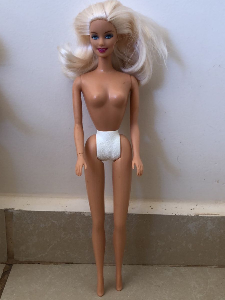 Cama de Boneca Barbie 1/12 com Mosquiteiro e Lençóis em Tecido | Brinquedo  Yoi Nunca Usado 79994464 | enjoei