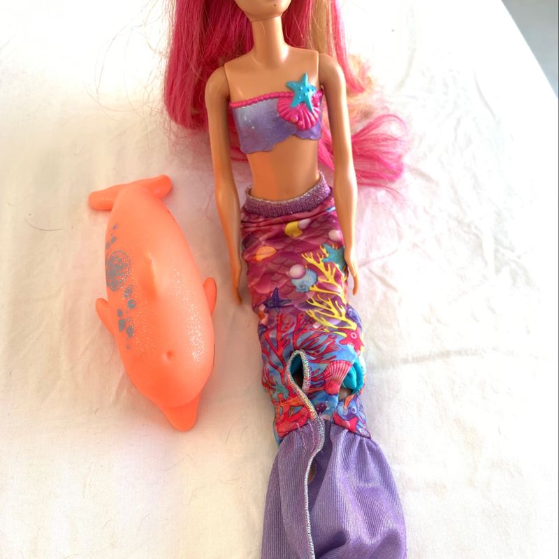 Barbie Sereia com Golfinho - Mattel - Bonecas - Compra na