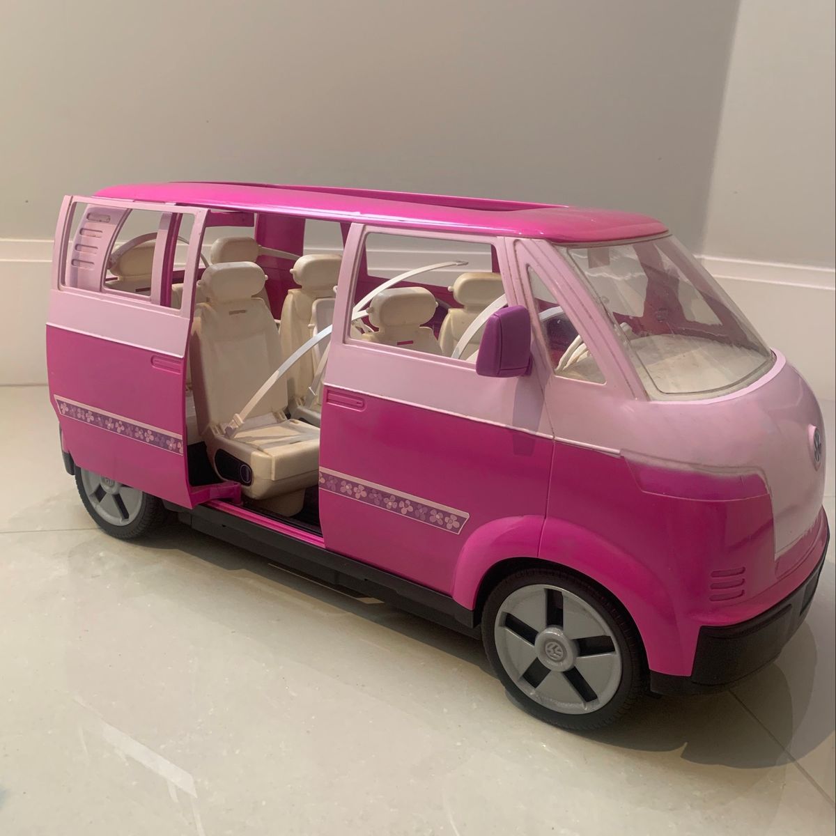 Barbie Volkswagen Microbus Mattel 2002 - Carro Família 6 Lugares C