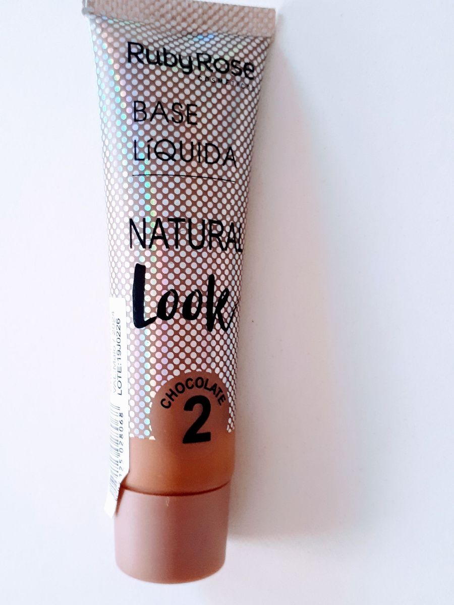 Base da Ruby Rose Natural Look | Maquiagem Feminina Ruby Rose Nunca ...