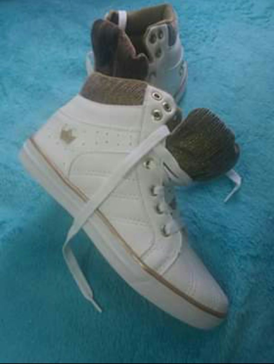 basqueteira adidas branca