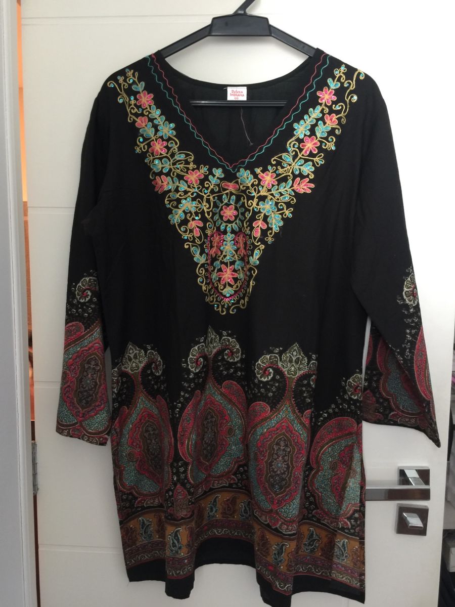 bata preta plus size