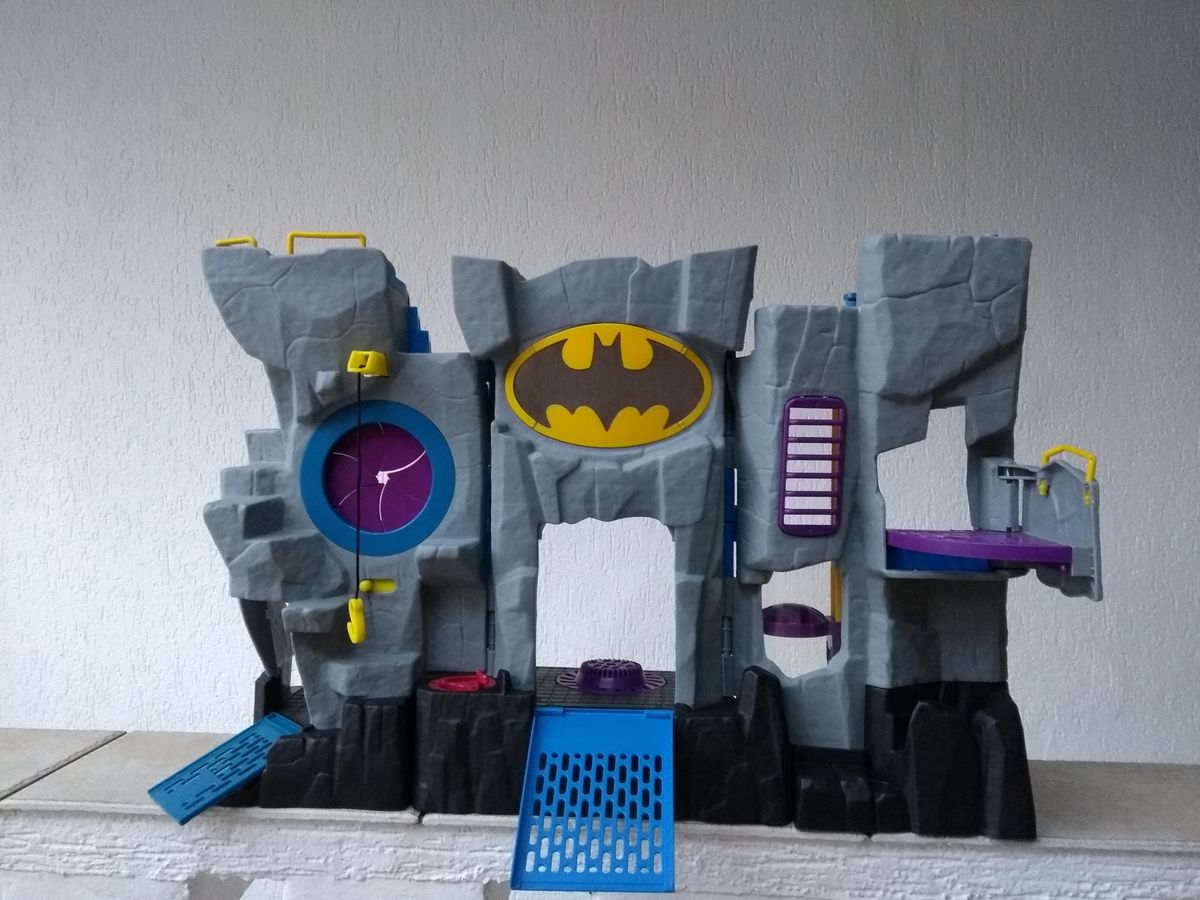 Batcaverna Castelo do Batman - Fisher | Brinquedo Fisher Price Usado ...