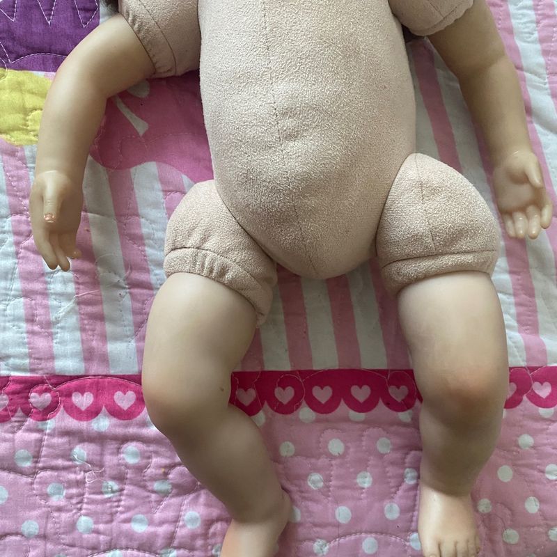 Boneca bebe reborn corpo de pano com 42cm roupa elefantinho dominio imports