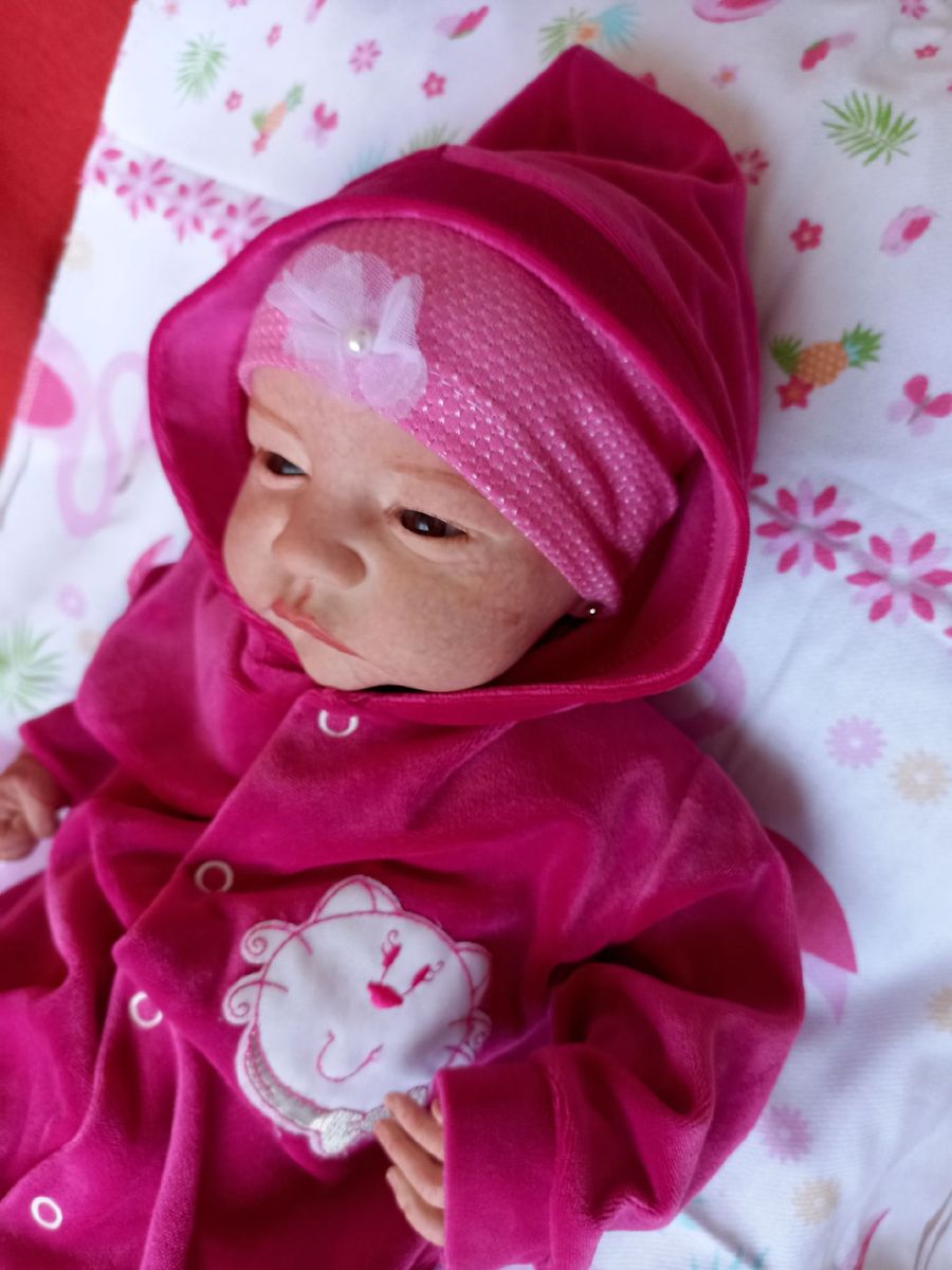 Bebê Reborn Menina Realista Simula Bebê Recém Nascido Carequinha