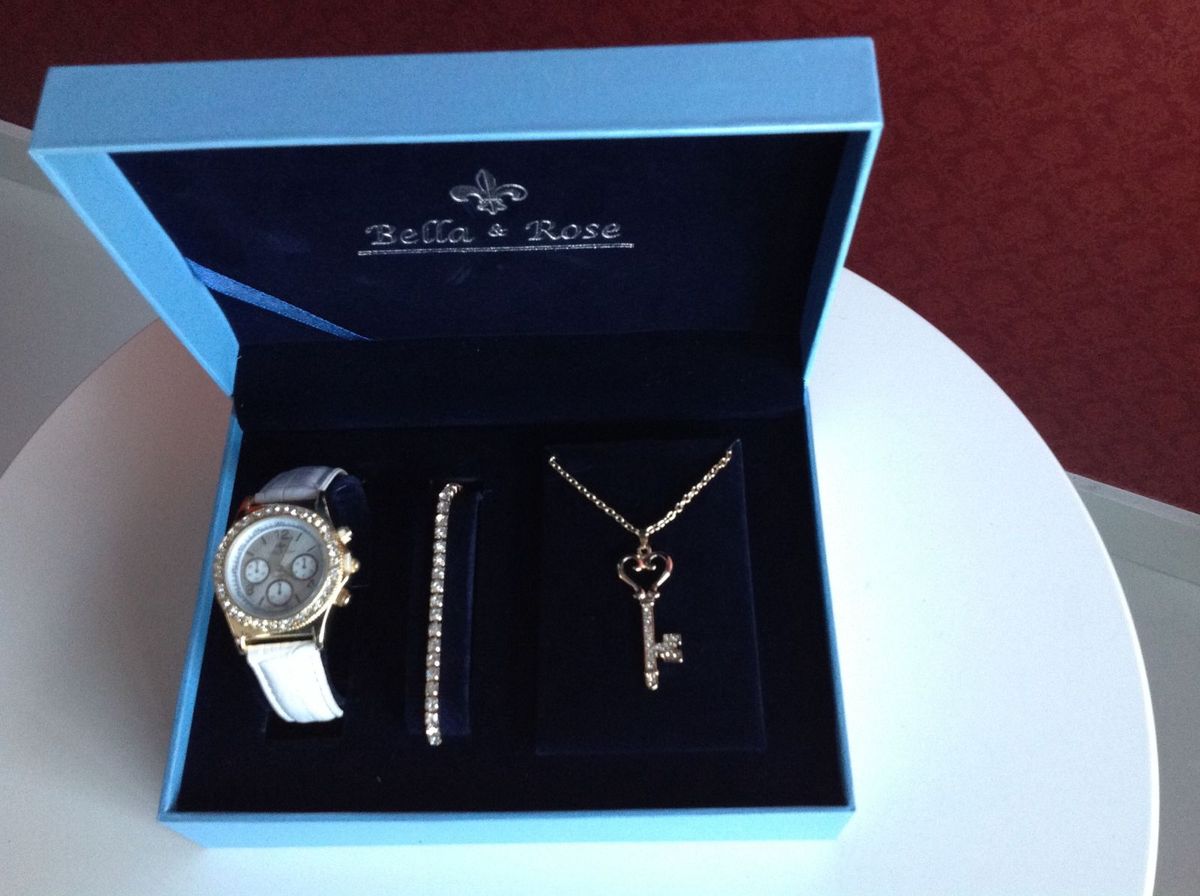 Bella & rose watch gift online set