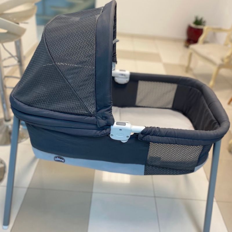 Chicco lullago deluxe 2024 portable bassinet charcoal