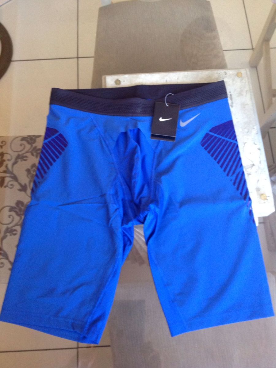 bermuda de compressão masculina nike
