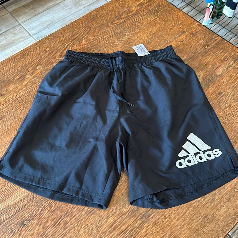 Bermuda esportiva best sale masculina adidas