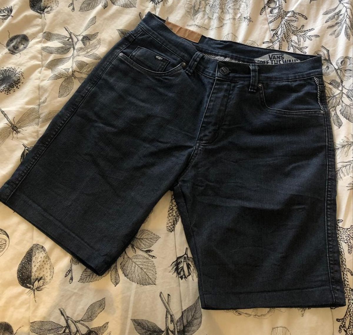 bermuda jeans vans