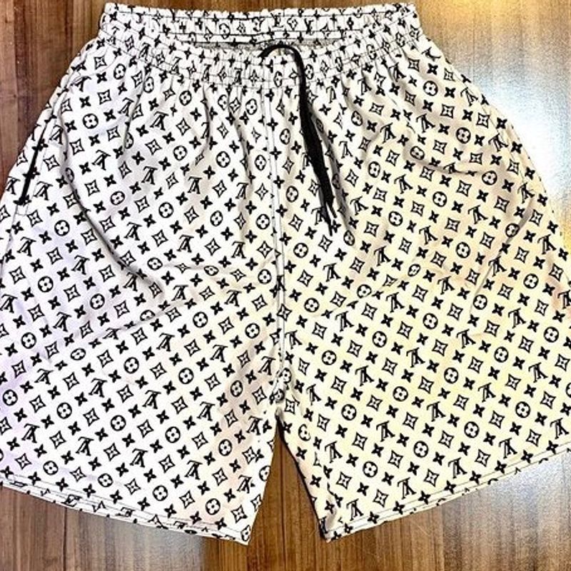 Shorts Refletivo Louis Vuitton, Bermuda Masculina Louis Vuitton Nunca  Usado 47149095