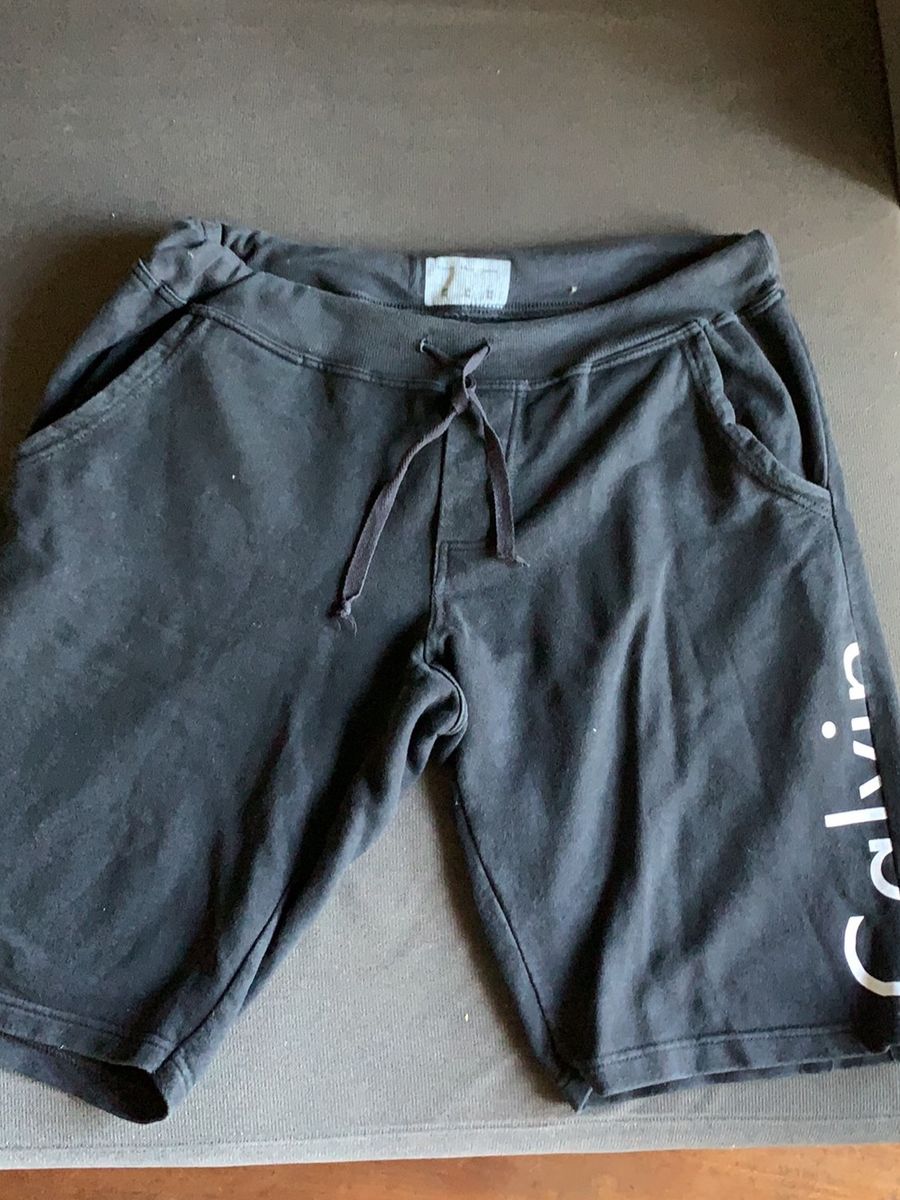 bermuda calvin klein moletom