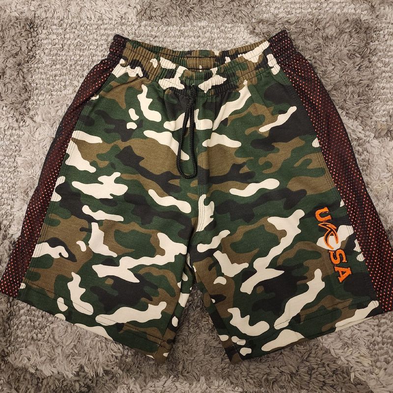 Bermuda moletom hot sale camuflada