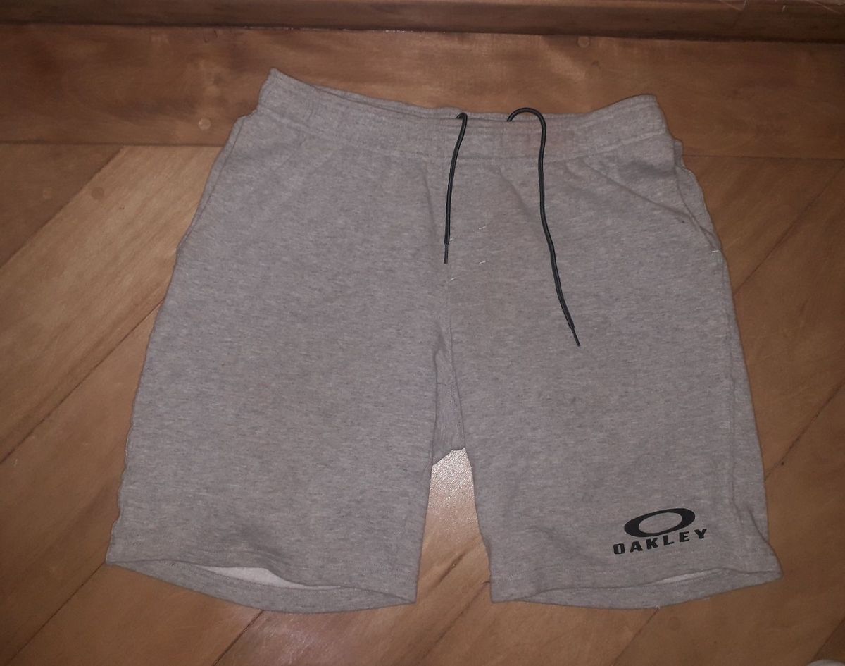 short moleton da oakley