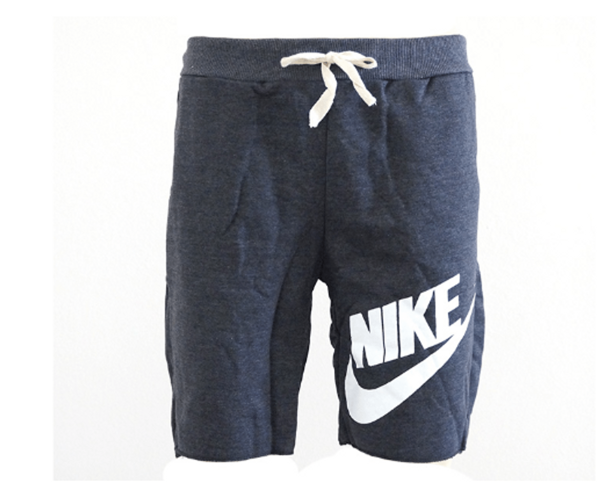 short nike moletom