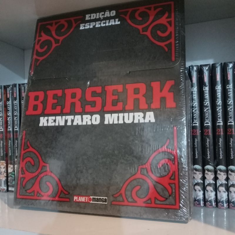 Berserk - Edição de Luxo Vol. 41 - Special Edition C/ Maleta, Livro Panini  Nunca Usado 96668686