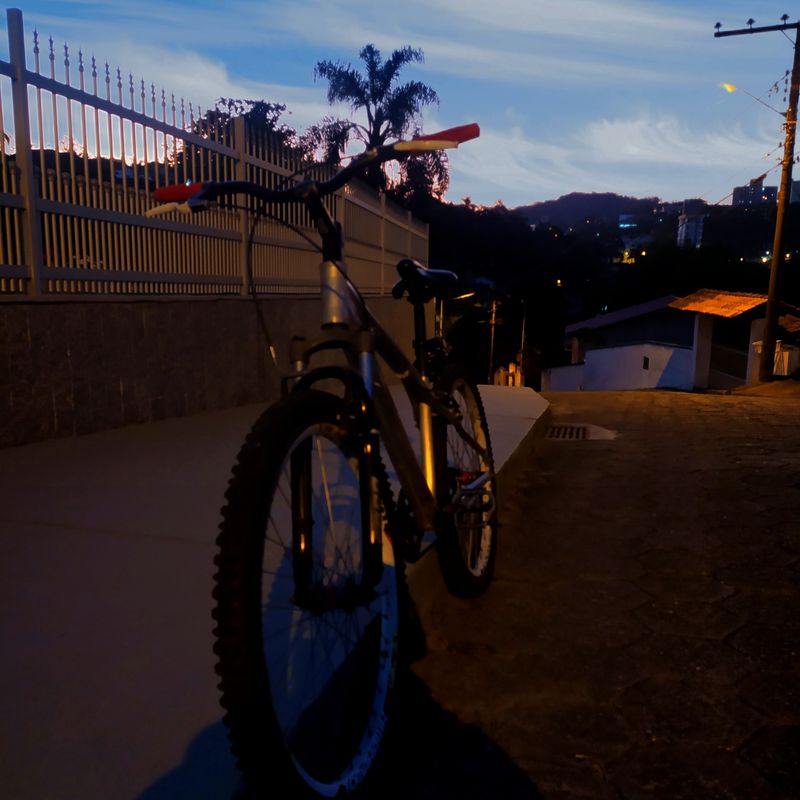 Bike Alumínio Montadinha Aro 26 | Item p/ Esporte e Outdoor Bicicleta Nunca  Usado 91615183 | enjoei