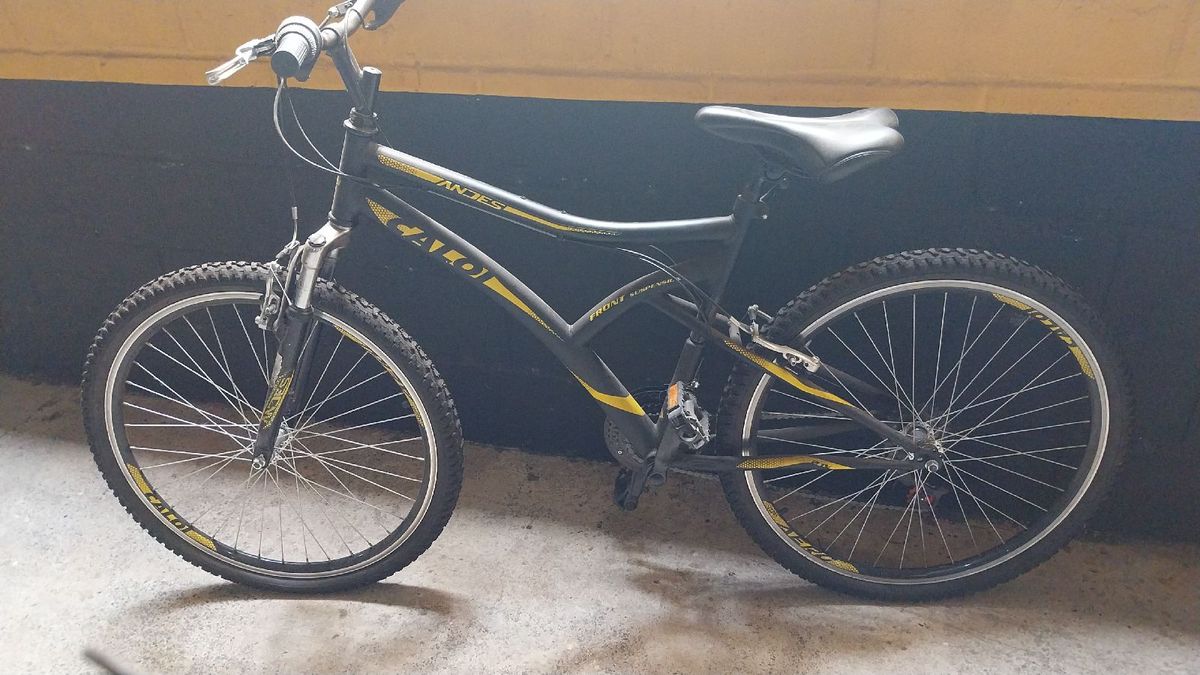 Bike Aro 26, Item p/ Esporte e Outdoor Caloi Usado 90071773