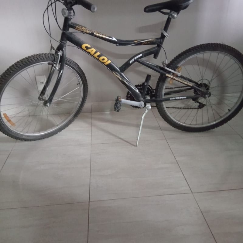 Bike Aro 26, Item p/ Esporte e Outdoor Caloi Usado 90071773