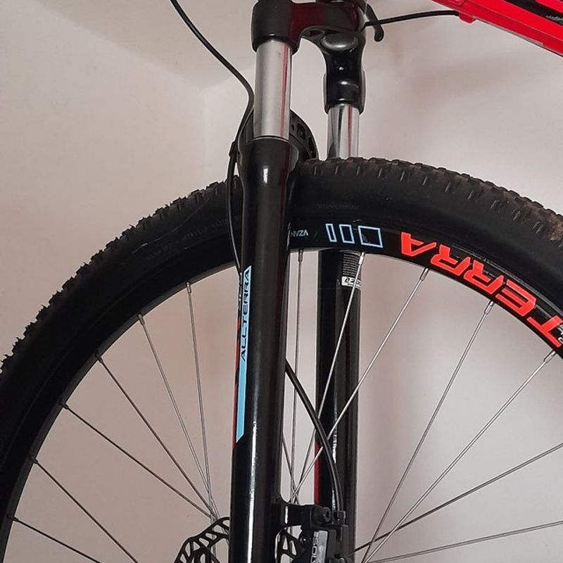 Bicicleta gt rodado 29 usada hot sale