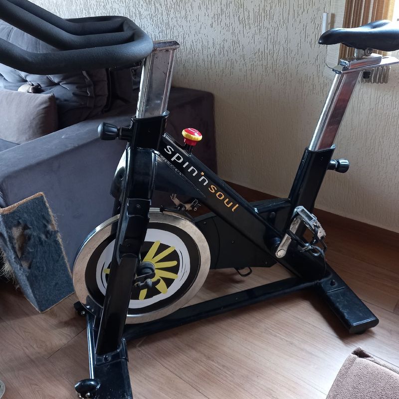 Spinning bicicleta usada hot sale