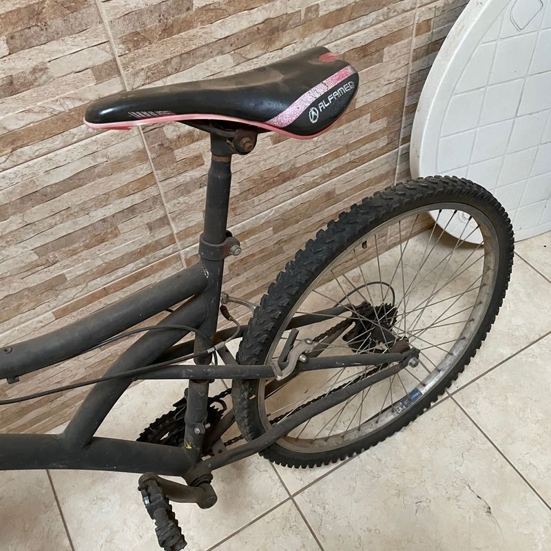 Bike Aro 26, Item p/ Esporte e Outdoor Caloi Usado 90071773