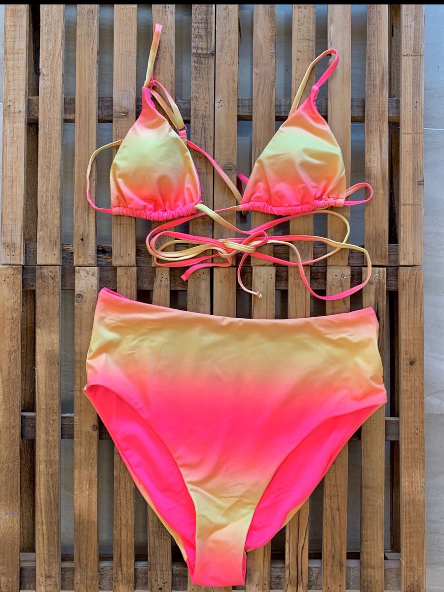 Bikini Hot Pants Degradê Moda Praia Feminina Nunca Usado 72898567