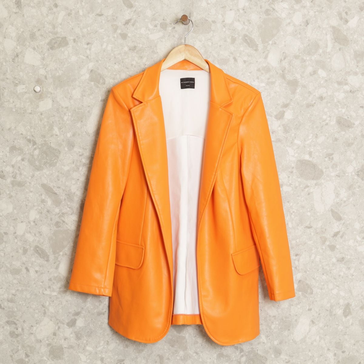 Blazer Laranja My Favorite Things | Casaco Feminino My Favorite Things ...