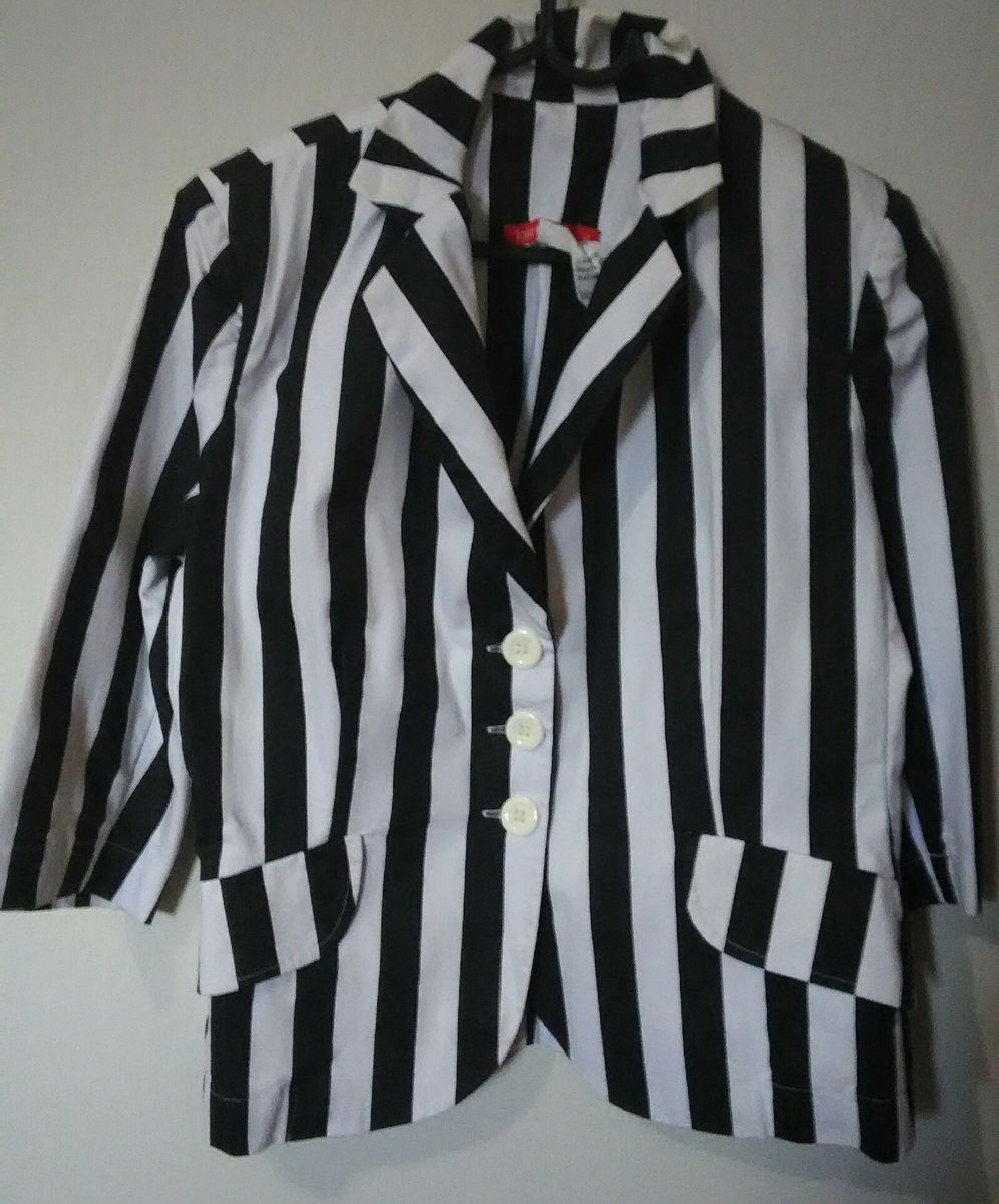 casaco listrado preto e branco masculino