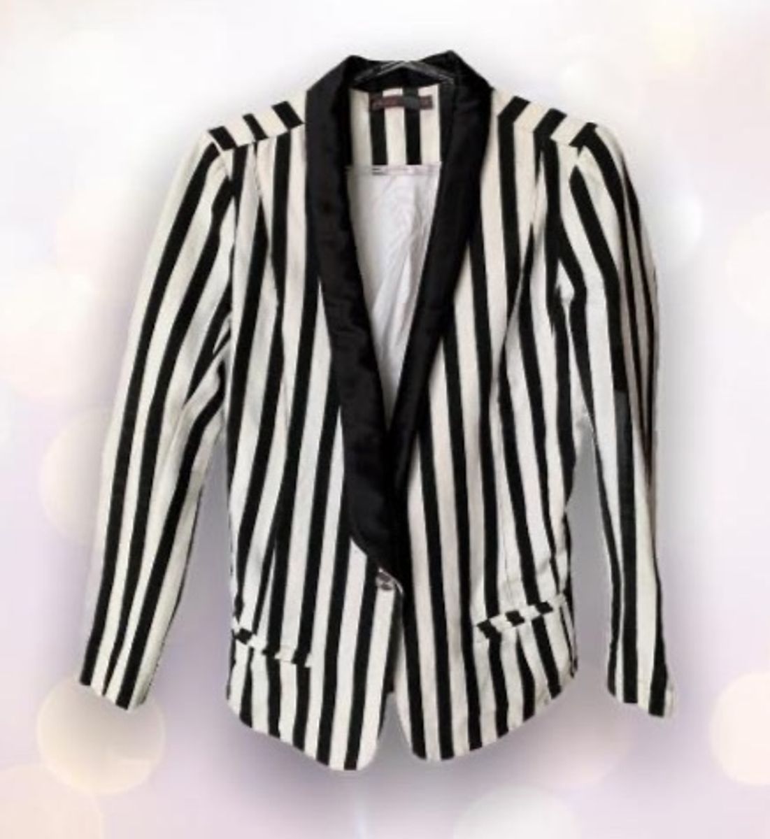 casaco listrado preto e branco masculino